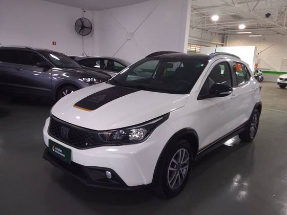 FIAT ARGO 1.3 FIREFLY FLEX TREKKING MANUAL